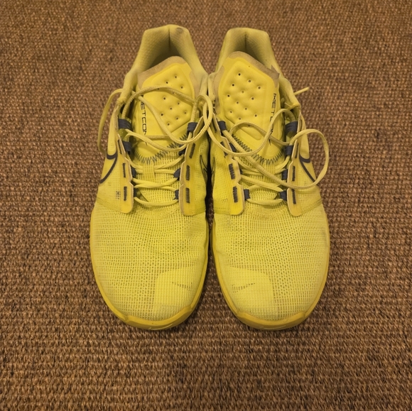 Nike Zoom Bright Yellow Athletic Shoes - Picture 2 of 3